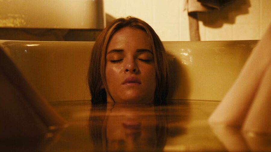 Piranha 3DD (2012) ปิรันย่า 2 กัดแหลกแหวกทะลุจอ ดับเบิลดุ - Piranha 3DD